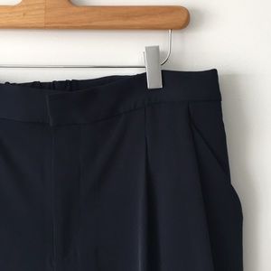 Uniqlo Dress Pants Sz 30-32 waist